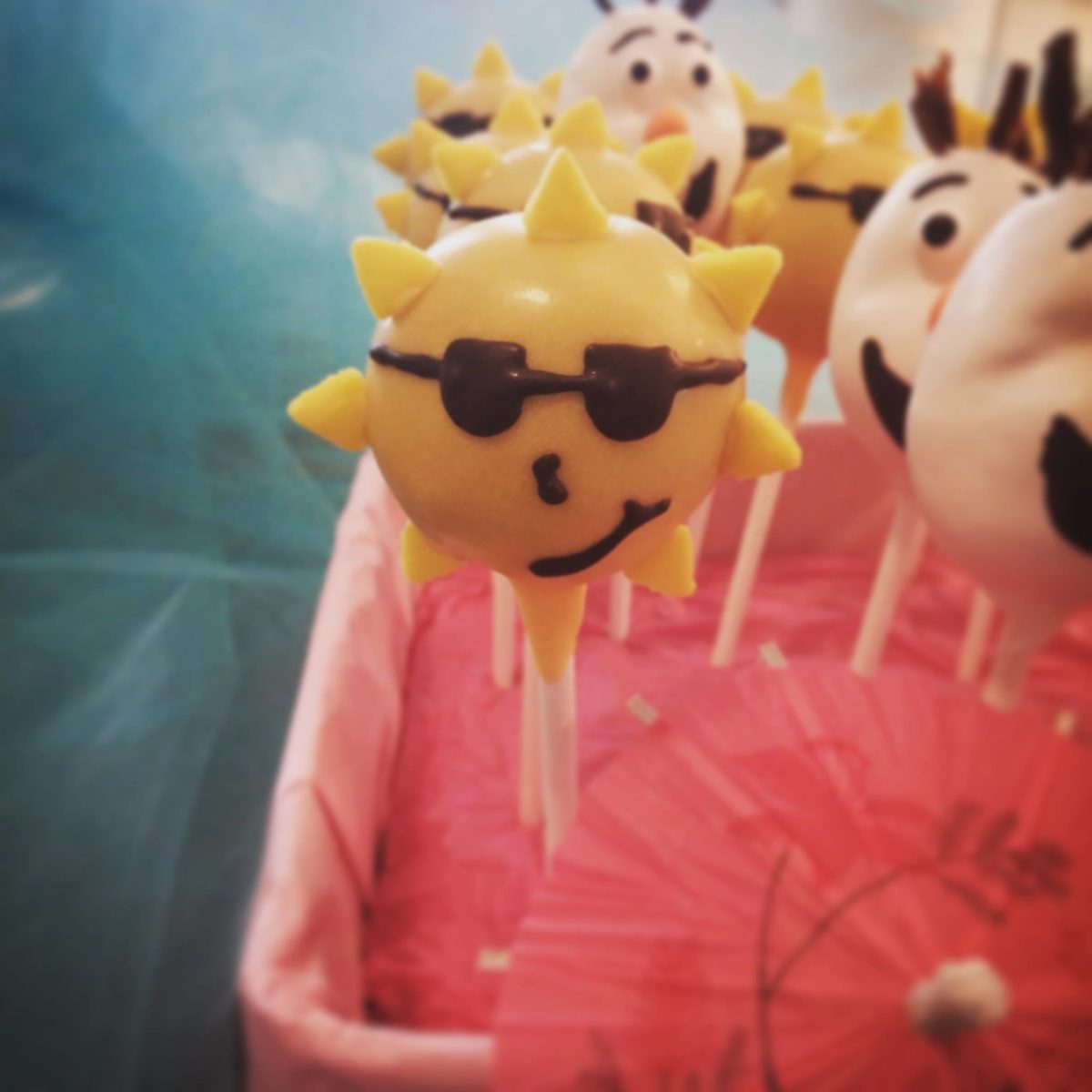 Cake Pops Buffalo Cake Pops