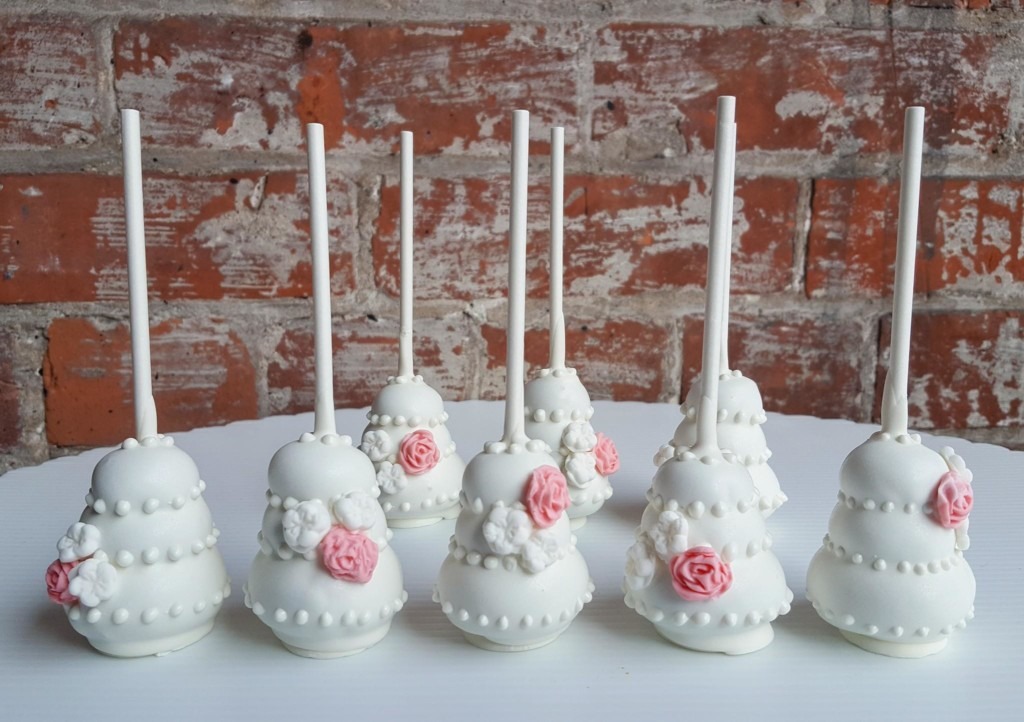 Mini Wedding Cake Cake Pops