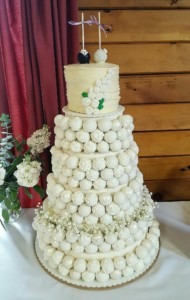 White Summer Wedding Cake Pop Cake