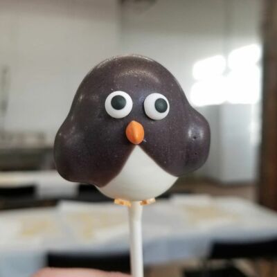 Penguin Cake Pops