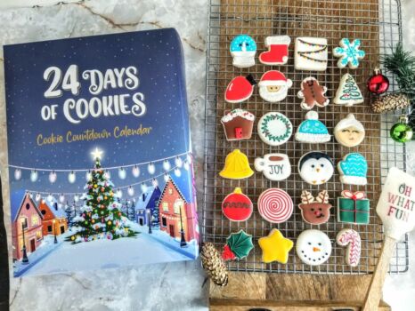 Advent 24 Days of Cookies Dark Blue