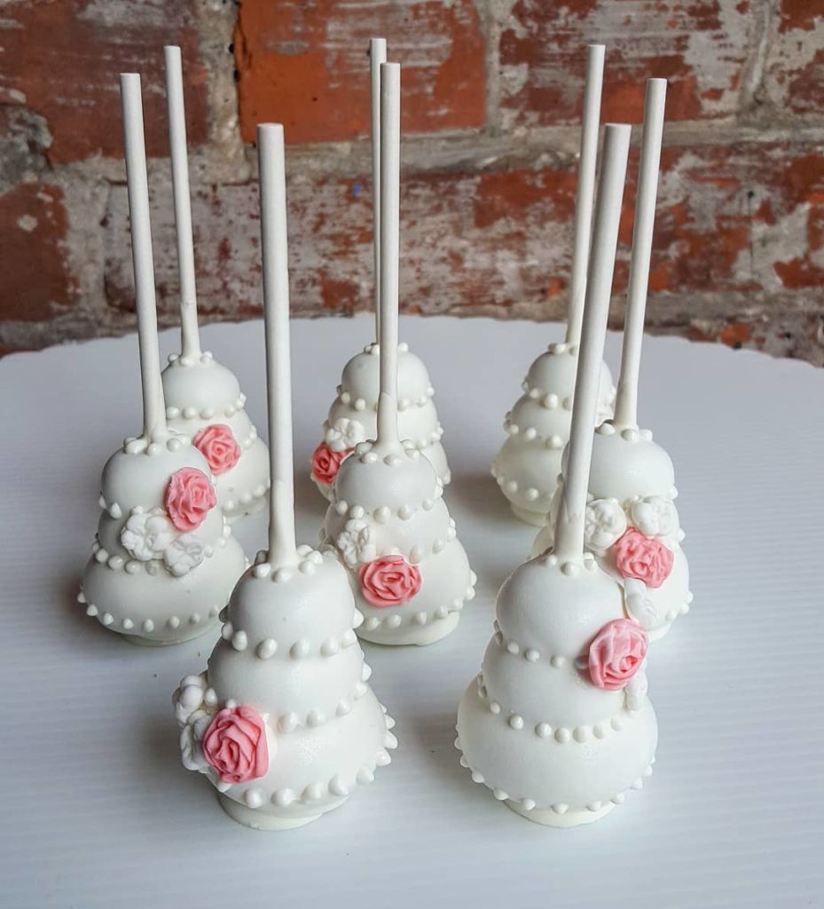 Mini Wedding Cakes