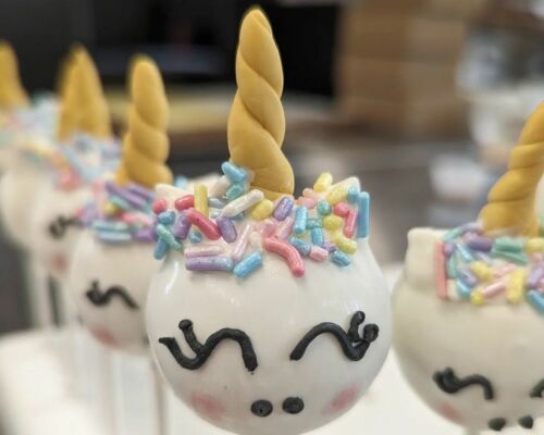 Unicorn Cake Pops 2023