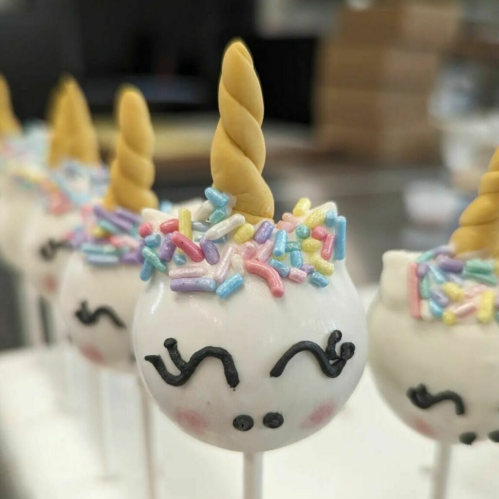 Unicorn Cake Pops 2023