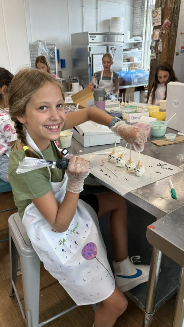 Kids Cake Pop Decorating Class at Buffalo Cake Pops